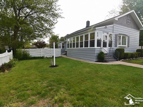 317 E 5th Street, Monroe, MI 48161