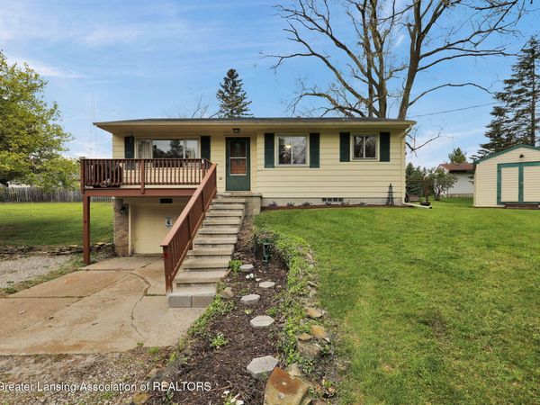 4910 Westhill Drive, Lansing, MI 48917