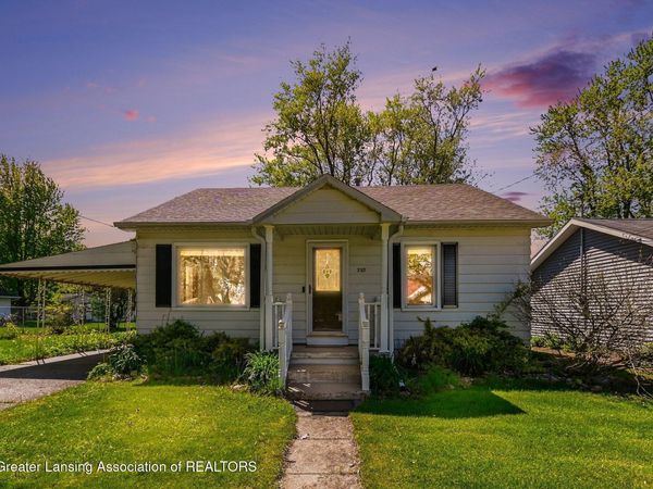 737 N Main Street, Fowler, MI 48835