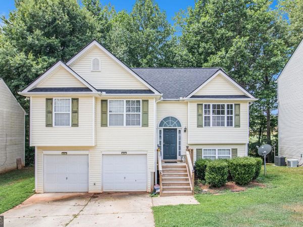 6588 Snowbird Lane, Douglasville, GA 30134