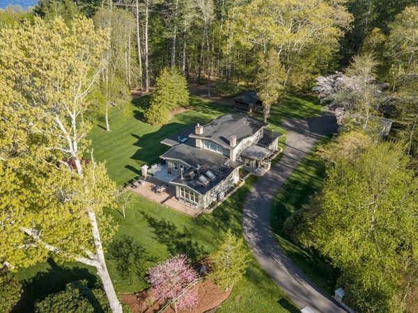 7 Quail Run, Lakeville, MA 02347