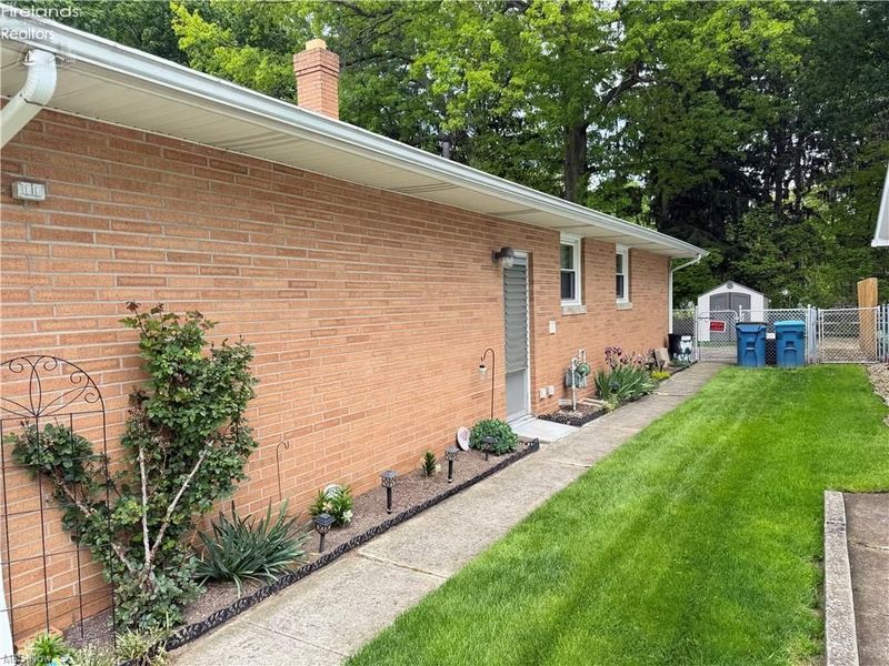 4291 Brendan Lane, North Olmsted, OH 44070 Photo 5