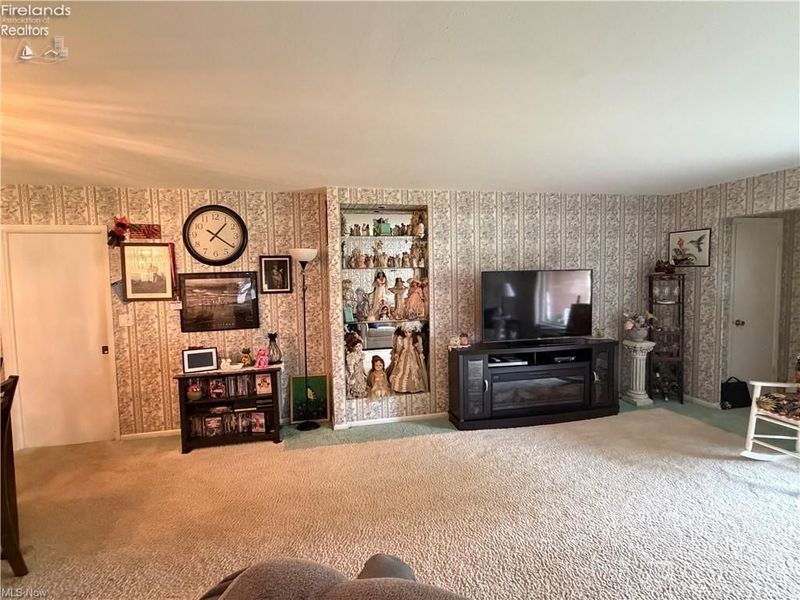 4291 Brendan Lane, North Olmsted, OH 44070 Photo 9