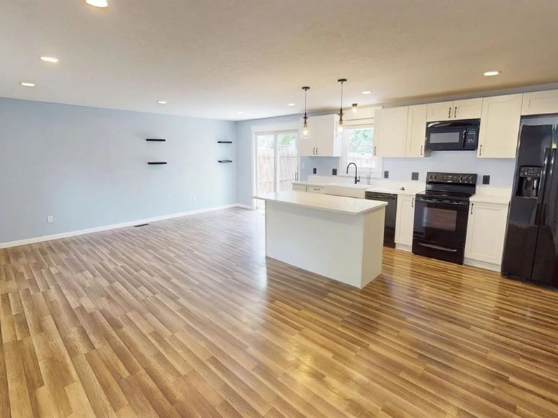 323 Portland Drive, Huron, OH 44839 Photo 6