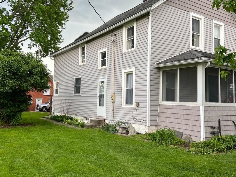 51 W Hooker Street, New London, OH 44851 Photo 2