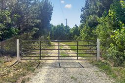131 Ridgle Estates Road photo 4