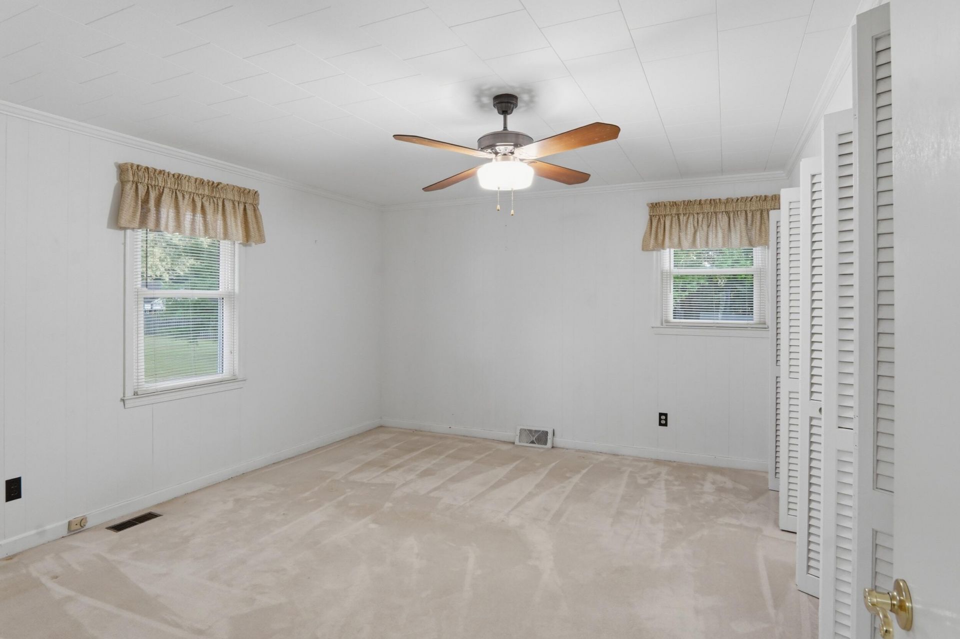 10163 Charleston Highway Photo 18