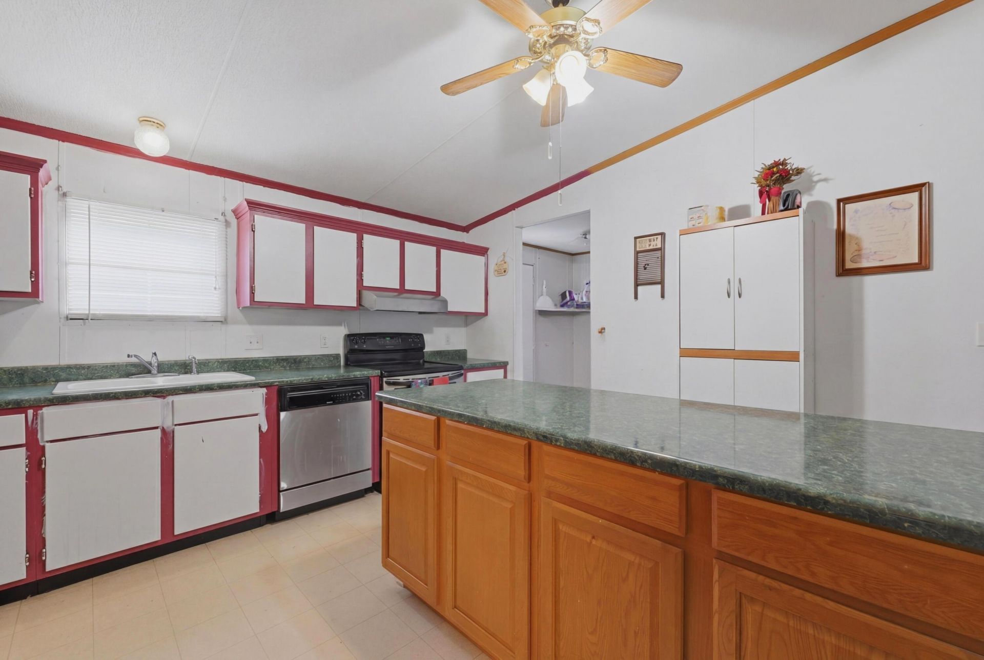 141 Mainester Lane Photo 11