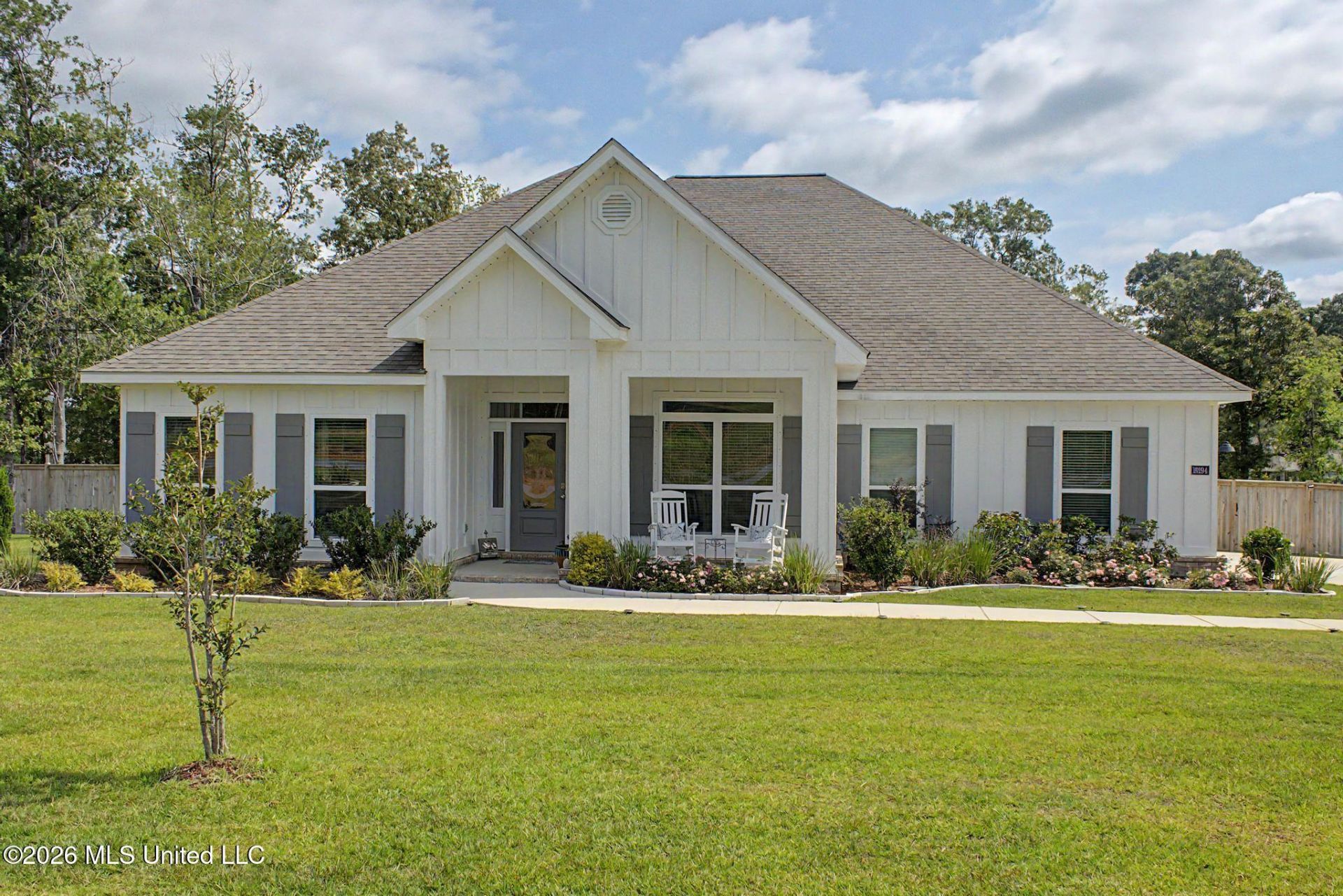 19194 Harrington Circle, Biloxi, MS 39532 Main Photo