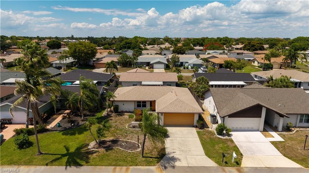 9708 Foxglove Cir, Fort Myers, FL 33919 Photo