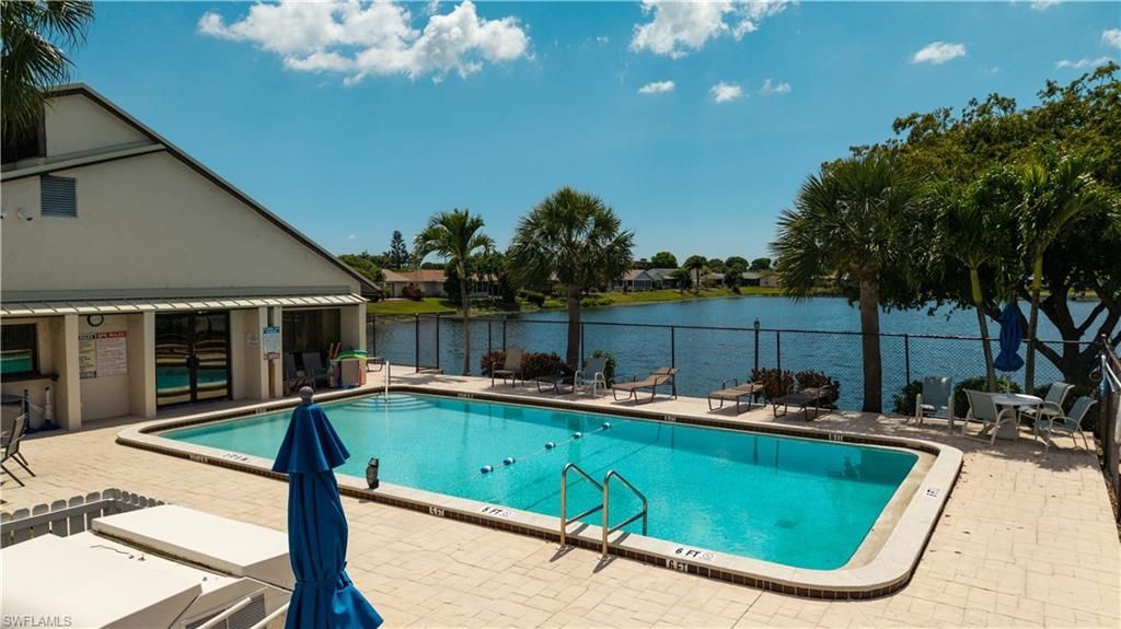 9708 Foxglove Cir, Fort Myers, FL 33919 Photo