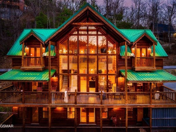 1167 Upper Alpine Way, Gatlinburg, TN 37738
