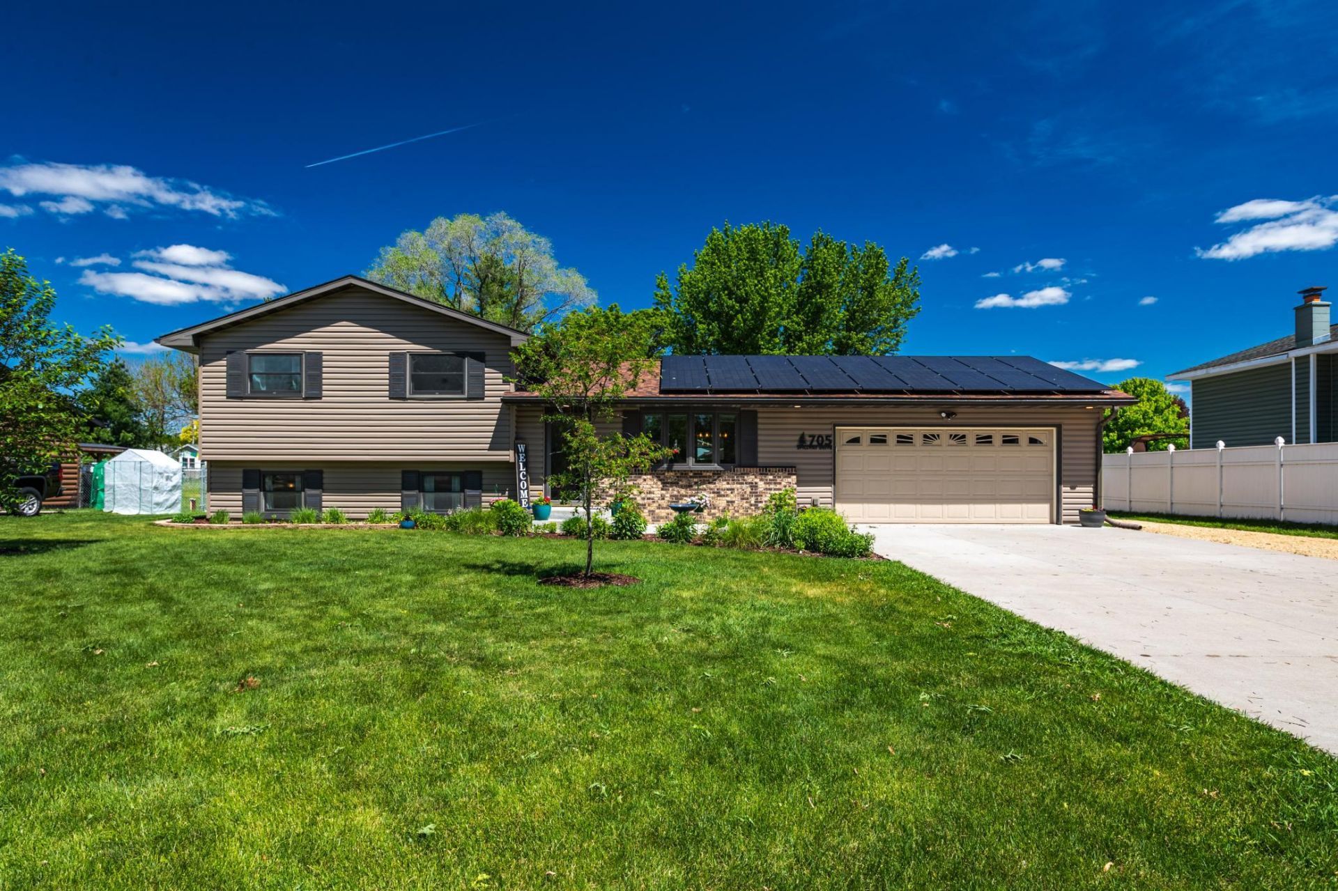 705 Spillway Drive, La Crosse, WI 54603