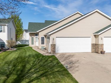 3356 38th Street S, Moorhead, MN 56560