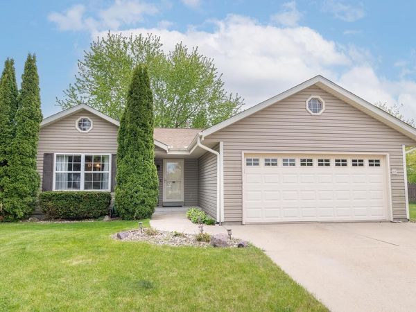 1321 Maass DRIVE, Oak Creek, WI 53154