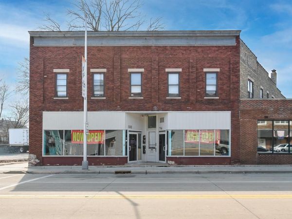 1300 Douglas AVENUE, Racine, WI 53402