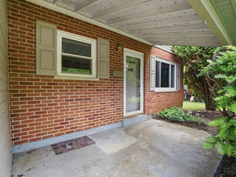 19 Miamiview Drive, Loveland, OH 45140 Photo 3