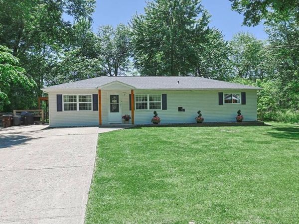 2296 Wilshire Circle, Stonelick Twp, OH 45122
