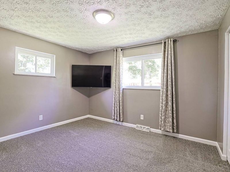2296 Wilshire Circle, Stonelick Twp, OH 45122 Photo 19