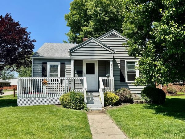 1201 Eureka Drive, Kettering, OH 45419