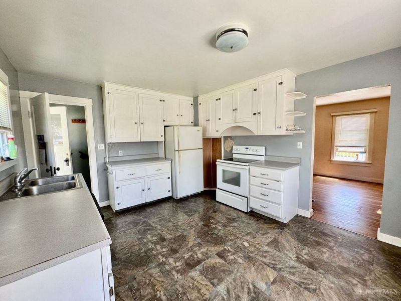 1201 Eureka Drive, Kettering, OH 45419 Photo 14
