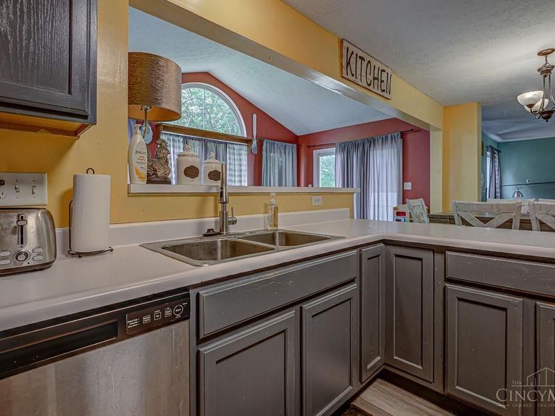 516 Delaware Crossing, Trenton, OH 45067 Photo 15