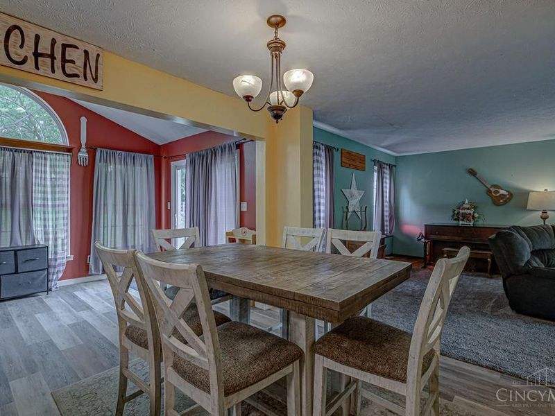 516 Delaware Crossing, Trenton, OH 45067 Photo 8