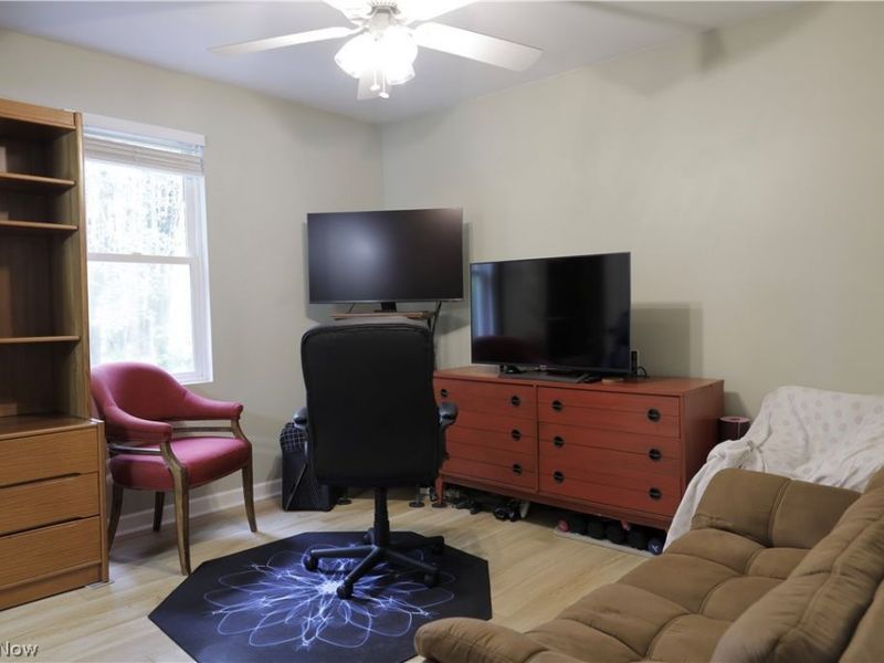 677 Floral Valley E, Howard, OH 43028 Photo 41