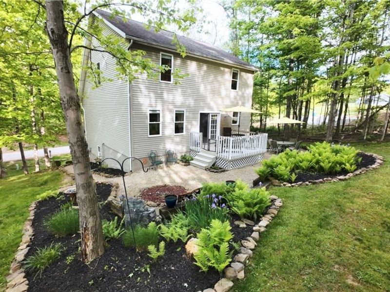 677 Floral Valley E, Howard, OH 43028 Photo 6