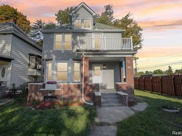 3736 IROQUOIS Street , Detroit, MI 48214