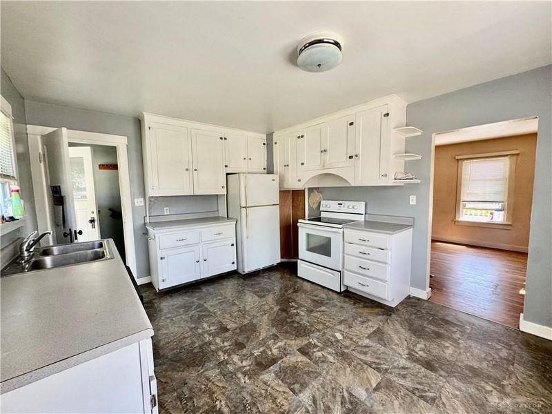 1201 Eureka Drive, Dayton, OH 45419 Photo 13