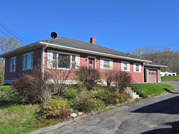 457 Main Street , Madawaska, ME 04756