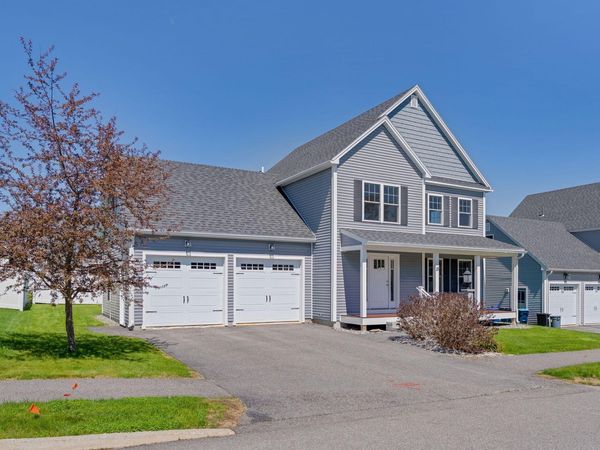15 Nautical Drive, Cumberland, ME 04110