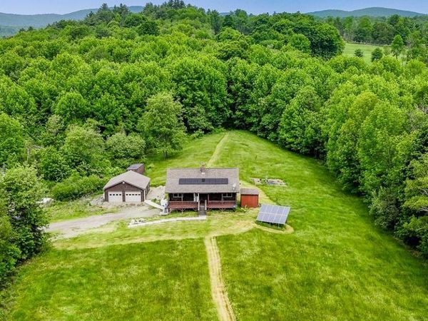 32 Penny Royal Lane, Jackson, ME 04921
