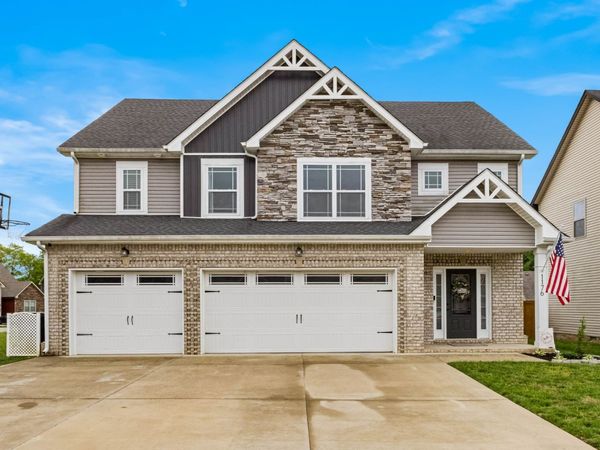 1176 Christian James Dr , Clarksville, TN 37043