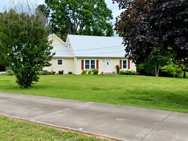 129 Oakland Dr , Gallatin, TN 37066