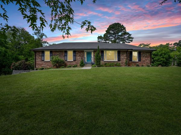 202 Chip N Dale Dr , Clarksville, TN 37043
