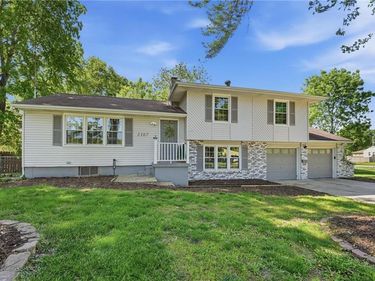 5107 N Highland Avenue, Kansas City, MO 64118