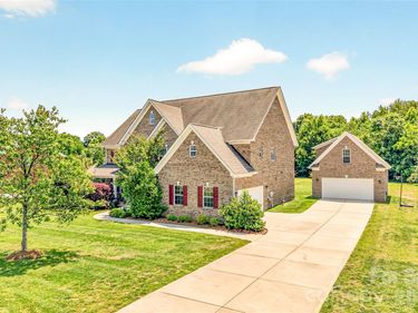 1008 Spring Rose Lane, Matthews, NC 28104