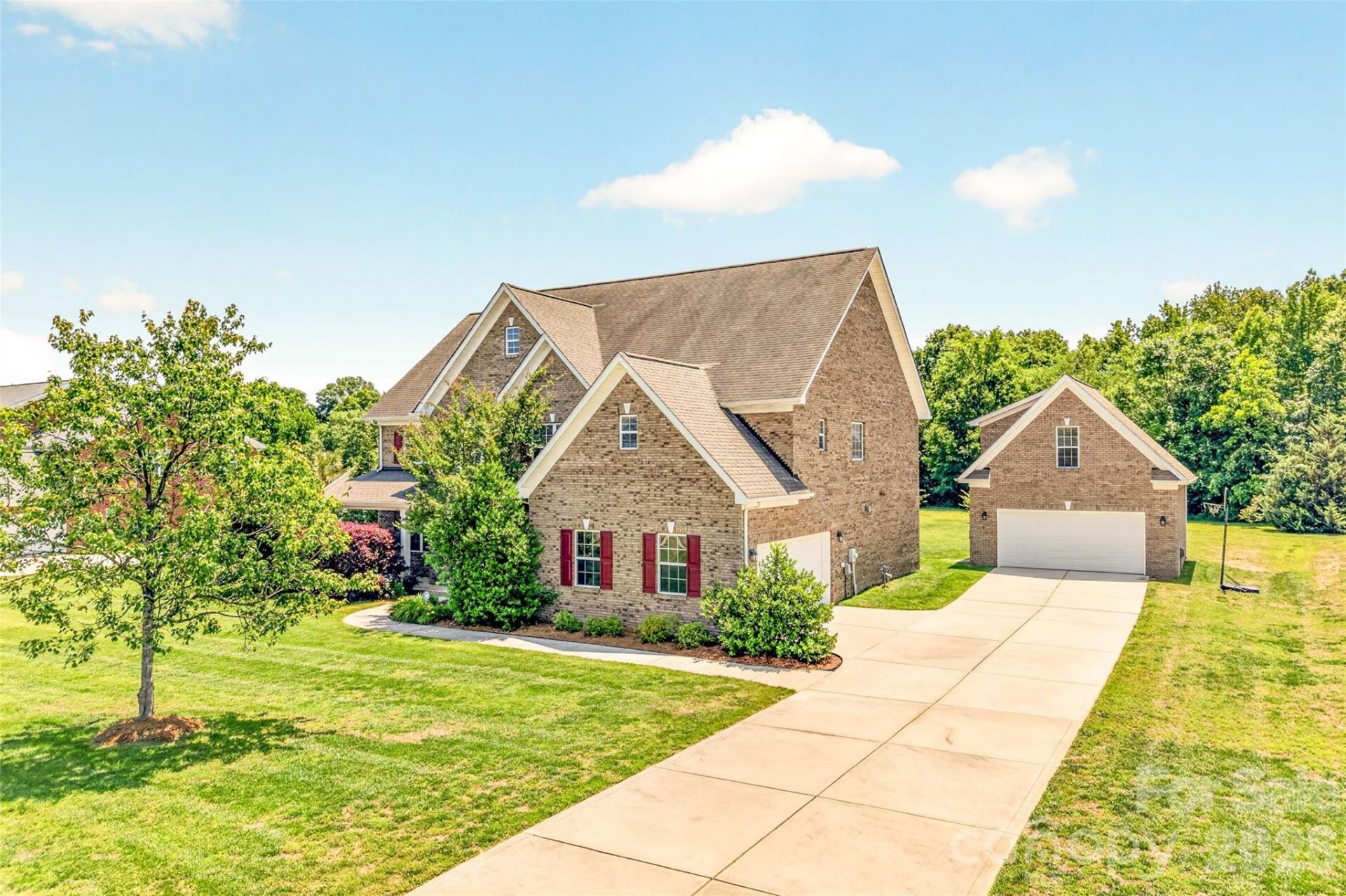 1008 Spring Rose Lane, Matthews, NC 28104 Main Photo