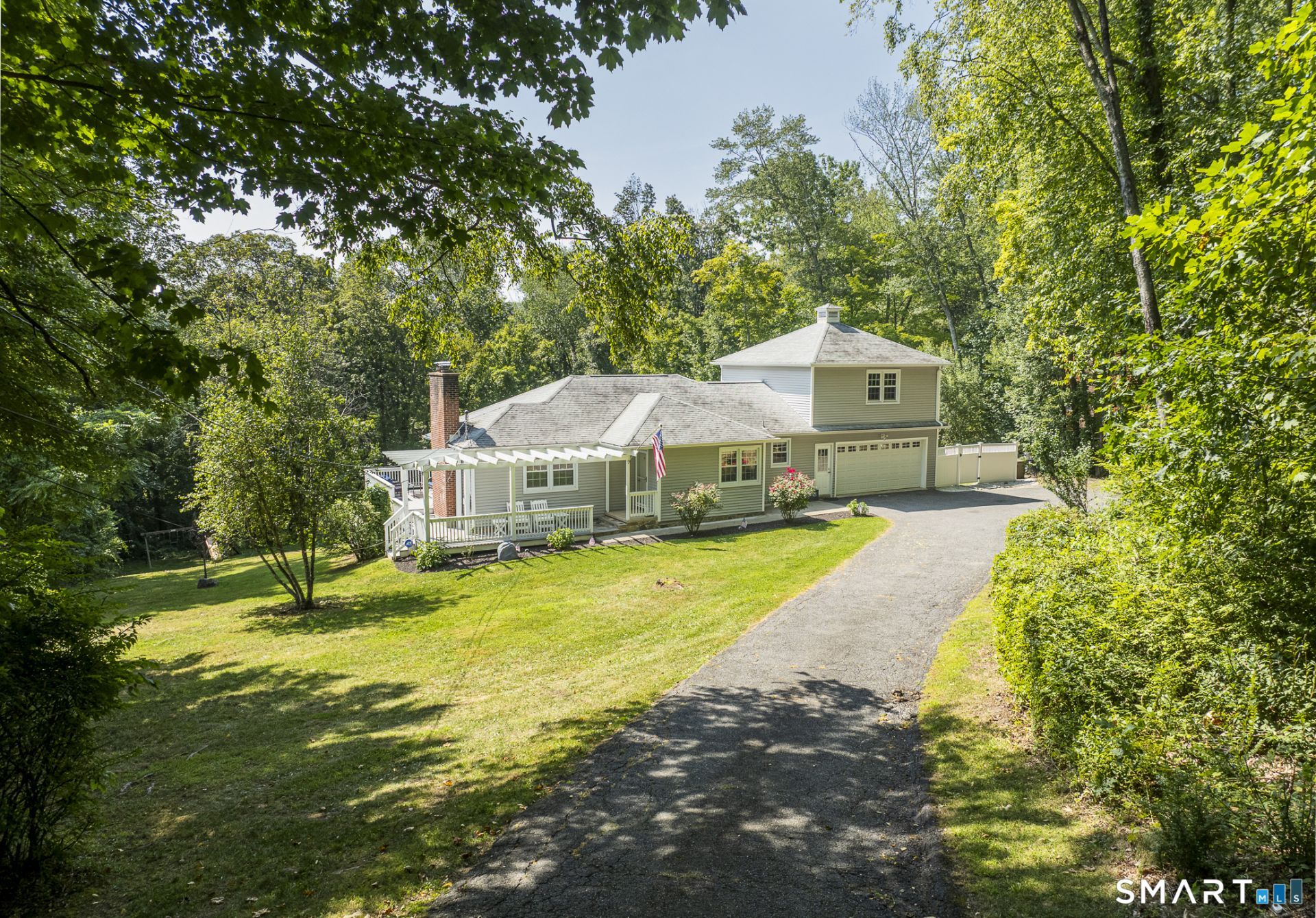 12 Rocky, Brookfield, CT 06804 Main Photo