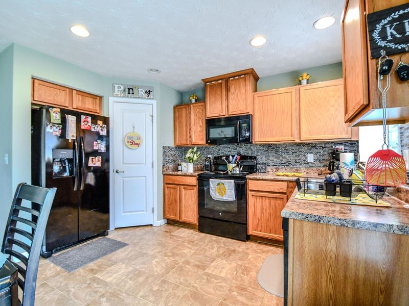2111 Willow Oak Court, Dayton, OH 45439 Photo 18