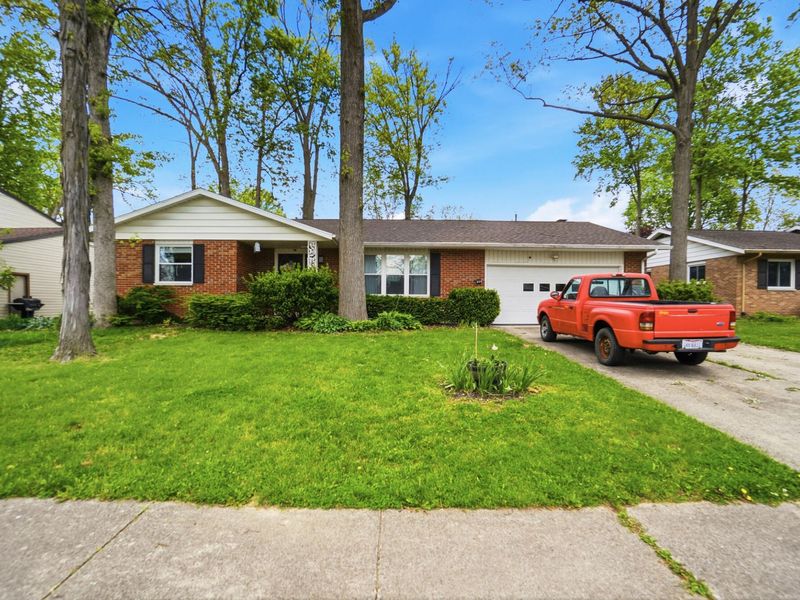 115 Barnsbury Drive, Lima, OH 45804 Photo 1