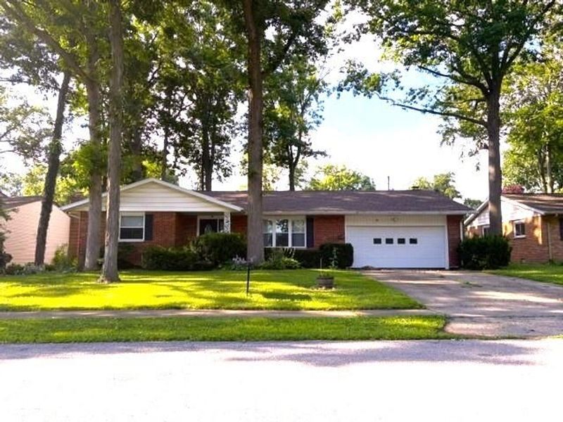 115 Barnsbury Drive, Lima, OH 45804 Photo 1