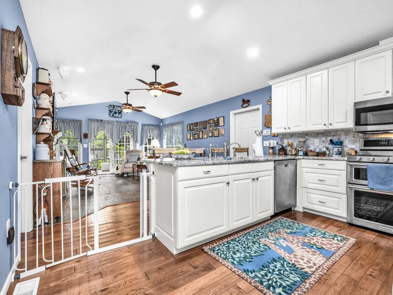 8599 King Avenue, Lakeview, OH 43331 Photo 10