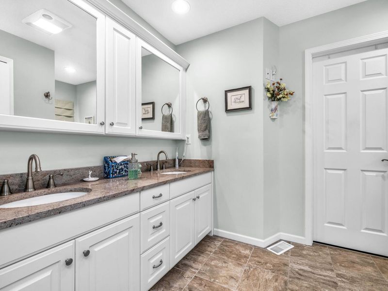 8599 King Avenue, Lakeview, OH 43331 Photo 23