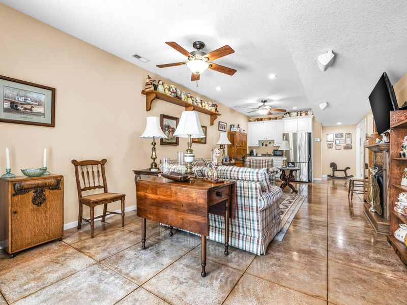 8599 King Avenue, Lakeview, OH 43331 Photo 32