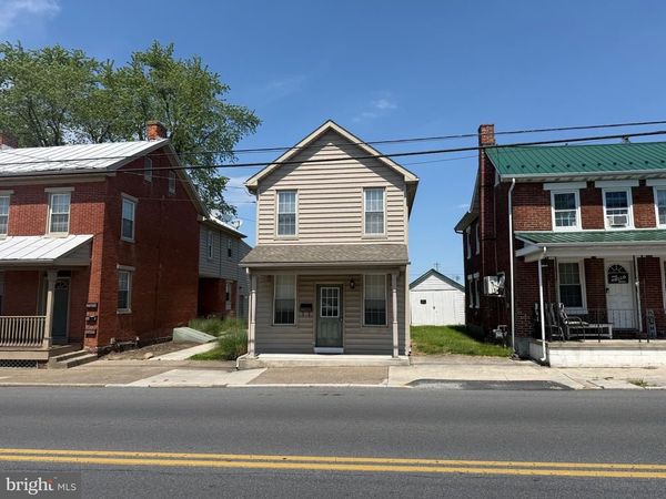 219 N QUEEN STREET , LITTLESTOWN, PA 17340