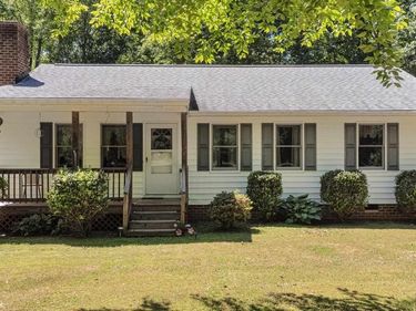 2415 BELLE MEADE RD , BUMPASS, VA 23024