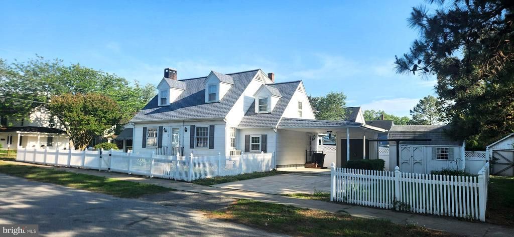 200 S. 2ND , DENTON, MD 21629